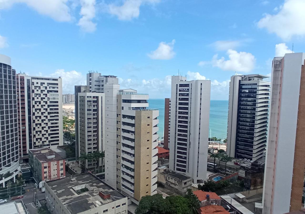Emilio Hinko - Beira Mar Apartamento